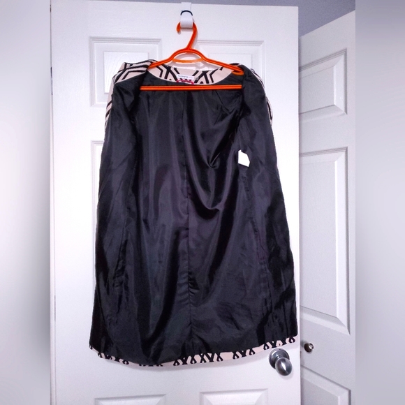 Isaac Mizrahi Live! Geometric pattern open jacket blazer size 2 (XS) black beige - Picture 6 of 10